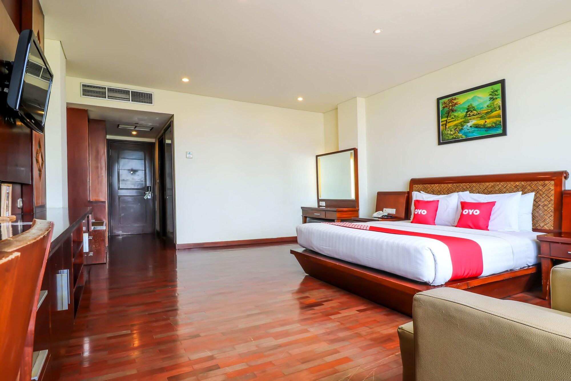 Capital O 2114 Grand Jimbaran Boutique Hotel Екстериор снимка