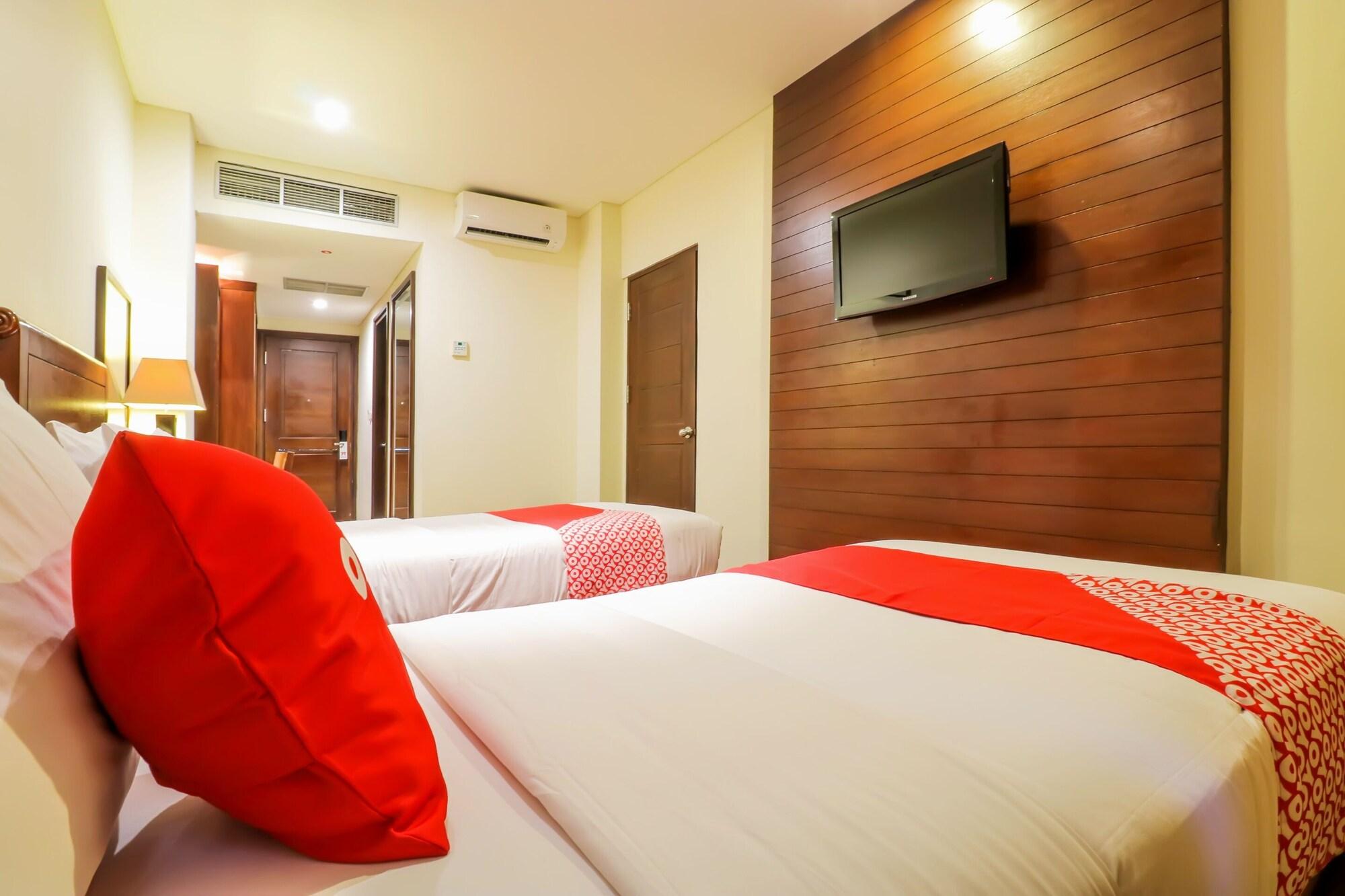 Capital O 2114 Grand Jimbaran Boutique Hotel Екстериор снимка